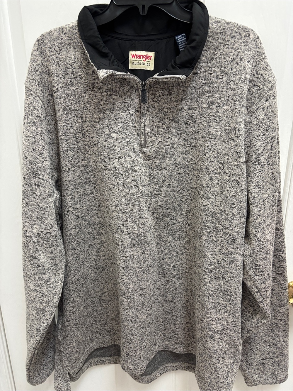 Wrangler Women’s Marled Gray Half-Zip Pullover
